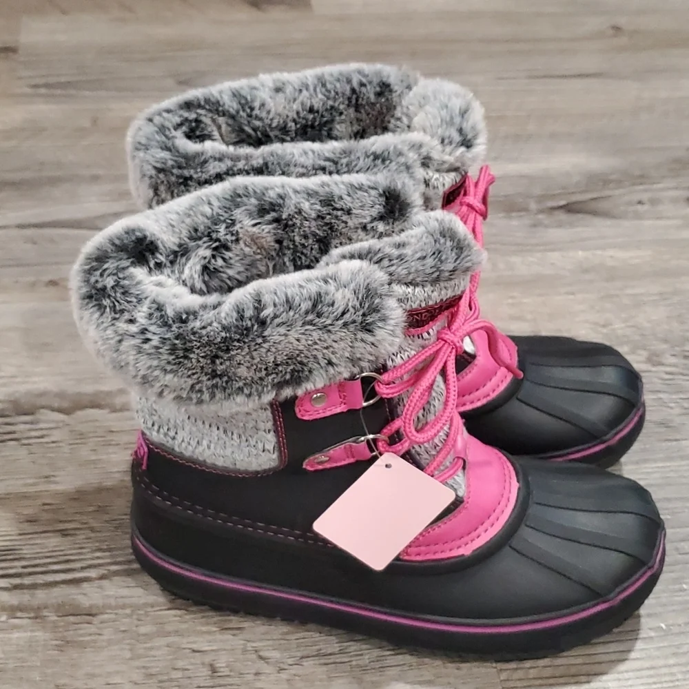 HOST PICK London Fog Tottenham Faux Fur Lined Snowboots Size 5